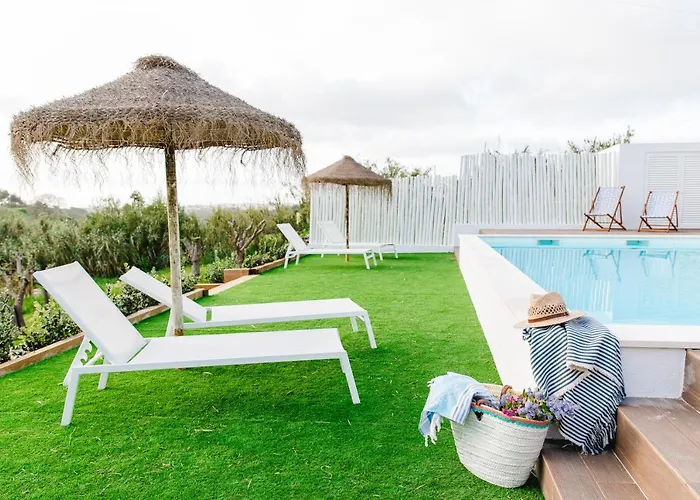 Quinta Alfazemas 컨트리하우스 *