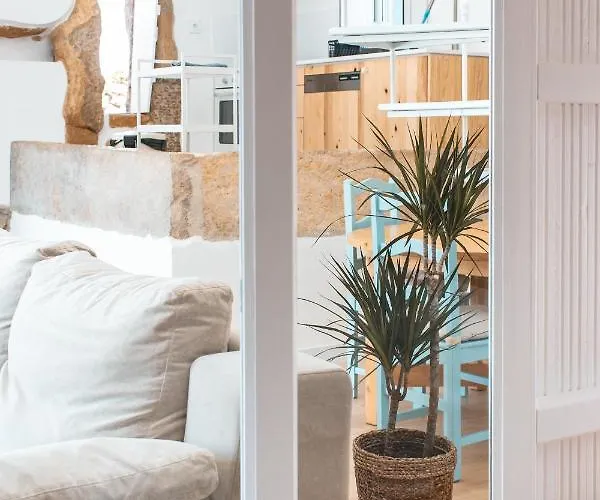 Quinta Alfazemas 컨트리하우스 *